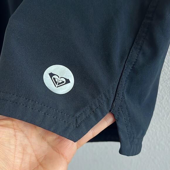 Roxy Board Shorts For Women Black 6.5" Inseam Small - Picture 2 of 5
